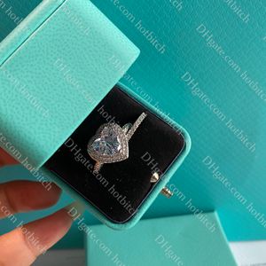 Womens Love Diamond Ring Designer Verlobungsringe für Frauen Hochwertiges Luxus-Schmuckset mit Box Valentinstag Weihnachtsgeschenk