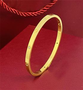 Bangle Designer para Mulheres Mens Pulseira Pulseiras de Ouro Banhado a Ouro Designer Jóias Inteiras Luxo Verde Vermelho Cor Gráfico Coupl9103918