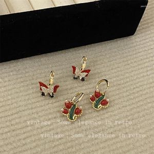 Hengste Ohrringe Leichte Luxus kreative Mode Goldfarbe Schmetterling Blume Kupfer Elegant für Frauen Harajuku ästhetische Accessoires