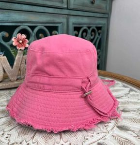 Visor 2022 Bucket Hap Luksus Designer Women Summer Metal Wide Rime Hats Jacquemu Le Bob Krichaut Woman Brand Hats7956447