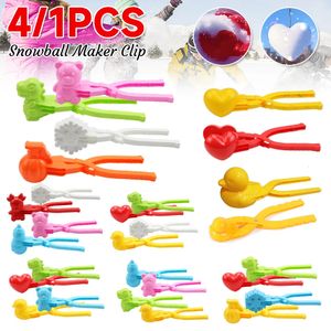 1 4Pcs Snowball Maker Clip For Kids Adult Heart Snowflake Duck Shape Tongs for Outdoor Sand Snow Ball Mold Toys Sports 231225