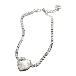 Catene di lusso europeo e americano Big Love Collana Rinestone Abito da sposa Clavicle Chain Clavicle Simple Neck