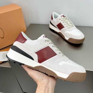 Sneaker di lusso con lettera di design Sneaker casual di qualità da uomo Scarpe da ginnastica TAGLIA EU 39-44