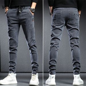 Vår sommar svart grå last jeans män streetwear denim jogger byxor baggy harem jean byxor lastbyxor män jeans 231222