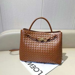 2024 Fashion Versatile Temperament Shoulder Bag Luxury Designer Woven Bag Leather Large Capacity Shopping Handbag Women Crossbody Bag Purse