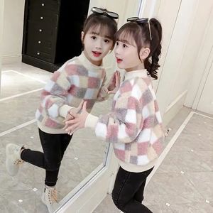 Girls Sweater Kids Coat Outwear Stylish Plus Velvet Thicken Warm Winter Autumn Tops Fleece Christmas Children's Clothing 231225