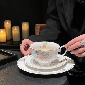 Teaware set vintage franska elegant guldrimmad kopp och fat 8 