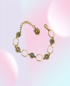Luksusowe projektant bransoletki elegancki moda złoty łańcuch kobiet litera diamentowa wisiorek kwiaty bransoletka