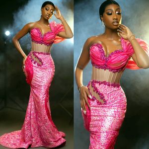 2024 ASO EBI Abito da ballo di sirena rosa caldo in rilievo Cristalli sexy Party Formale Formale Accogliente Oquilli di fidanzamento di compleanno abiti Robe De Soiree ZJ392