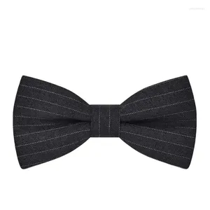 Bow Ties Wysokiej jakości wełniany czarny szary krawat w paski dla Bankietów Wesela pana młodego i Groomsman Suits Modne wysokiej klasy łuki męskie
