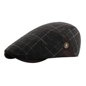 2018 NEW Arrival Winter Men Plaid Vintage Ajustable Gatsby Peaked Cap Newsboy Beret Hat men039s winter hats bonnet femme7723762