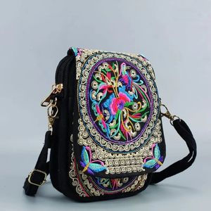 Women Shoulder Bag Travel Pouch Vintage Floral Embroidered Crossbody Zip Bag Embroidered Mobile Phone Bag 231222