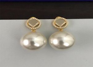 Fashion Brand Womens Earring Studs With Pearls F Designers Women Ear Rings Party Suit Luxury Wedding Jewelry Premium Jewelrys7672856