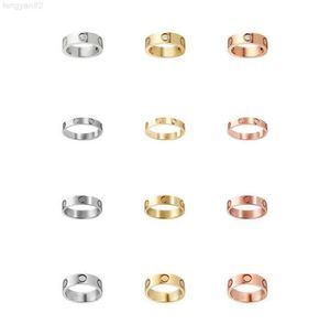 Love Rings Womens Designer Ring Par Jewelry Band Titanium Steel With Diamonds Casual Fashion Street Classic Gold Silver Rose Op6725285