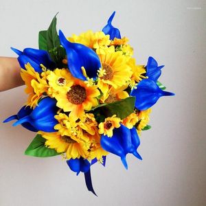 Bröllopsblommor Whitney Artificial Silk Gold Sunflowers With Royal Blue Callalily Bouquet Marriage Accessories Bridal Buquets