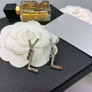 Earring Stud for Womens Women Designer Luxury Gold Letter Studs Fashion Diamond Acessórios Diamond Jewelry Wedding Gift 23010412350