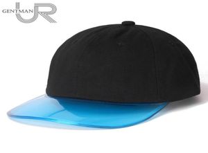 Ny färgglad transparent baseballmössa Kvinnor Plastvisor Hatt av hög kvalitet Sunshade Cap för kvinnor Justerbar utomhussport Cap LJ8978953