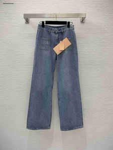 designer jean kvinnor jeans märke kläddamer byxor mode het diamant logotyp tryck tjej blyerts byxor damer hög midja och breda ben byxor 25 december