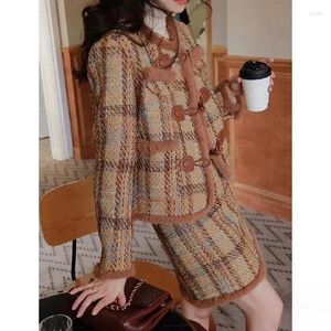 Frauenjacken Herbst und Winter Plaid Retro -Stil Temperament Hornknopf Toprockanzug für Frauen