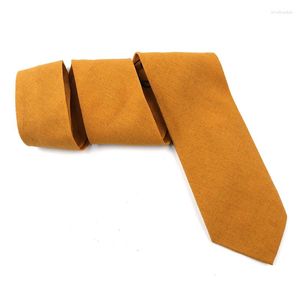 Bow -slipsar Män slipsar smal version av bomull och linne slips Male 7cm Formell slitbesvärvningsfars gåva