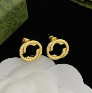 Classic Fashion Gold Silver Stud Earrings Women Men Charm Letter Studs Simple Style Personality Designer Jewelry