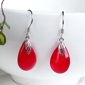 Dangle Ohrringe Natural 925 Sterling Silber Ohrhaken eingelegtes rotes Chalcedony -Wassertröpfchen Einfacher Retro -Schmuck Individualität für Frau