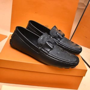 24 modelo 2024 sapatos casuais masculinos de designer de alta qualidade sapatos únicos de couro deslizante sapatos masculinos de alta qualidade preto e marrom mocassins sapatos de condução de sola macia 38-46