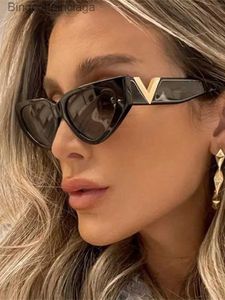 Occhiali da sole Luxury vintage gatto occhiali da sole da sole 2023 Fashion V Brand Designer Cateye Sole occhiali da sole Eyewear Uv400 Gafas de Sol Mujerl231225
