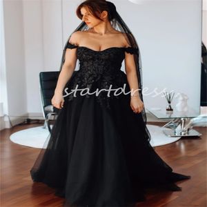 Vintage Black Gothic Hochzeitskleid von Schultern Applikationen Eine Linie Tulle Punk Country Farm Brautkleider Elegant Robe de Mariage Backless Prinzessin Vestios de Novias