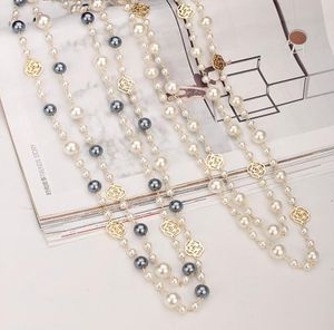 Projektant mody Luksusowy klasyczny styl puste róże Eleganckie jasne perły Długie SWEATU Naszyjnik dla kobiety8320530