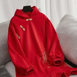 Abiti casual di grandi dimensioni abiti natalizi a maniche lunghe rosse femminile inverno inverno bronzing pile in pile cinese Cheongsam maglione