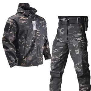 Jacken Militärjacke Soft Shell Training Combat Uniform Safari Männer Taktische Windschutzjacken+Pant Outdoor Fleece Armee Jagdanzug