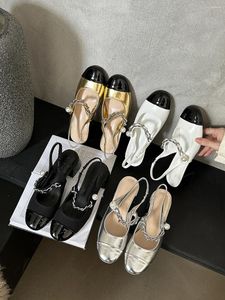 Sandallar Yuvarlak Toe Kadınlar Siyah Gümüş Beyaz Altın Yaz Elbise Ayakkabı 2024 Gelen Düşük Topuklu İnci Tasarım Moda Pompaları 35-39