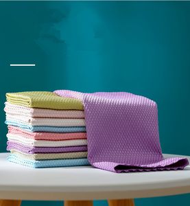 Wipe glass towels, absorb water, and leave no marks on glass cloth. Kitchen cleaning and dishwashing cloth. Household fish scale cloth wholesale