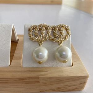 Stud Golden Small Pearl Earrings Channel Pearl Diamond Drop Gold Earrings Designer för Woman Fashion Brand Silver Wedding Earings With