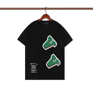 T Shirt Tasarımcı Grafik Tee Tshirt Giysileri Erkek Kadın Gömlek Moda Erkek Tişörtler Tasarımcı Tee Lüks Bayan Kısa Kollu Pamuk Tişört