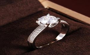 Anelli nuziali di lusso di alta qualità color argento placcato rotondo zircone nuziale design moderno elegante anello di fidanzamento per le donne gioielli2329210