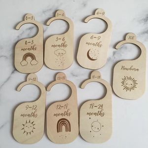 Scatole di stoccaggio in legno Dimensione dell'armadio per bambini Organizzatore di abbigliamento per gancio per il neonato