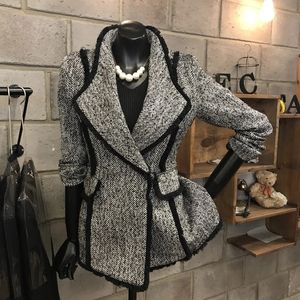女性の格子縞のシングルボタンスーツカバーレディースファッションパーソナリティ高品質の韓国スタイルのスリムブレザートップス衣類231222
