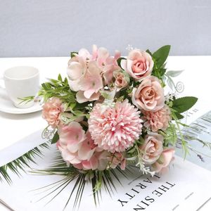 Flores decorativas 1 PCS 7 cabeças Hydrangea Buquê artificial de seda Fake Peony Bridal Hand Flower Roses Centerpieces decoração