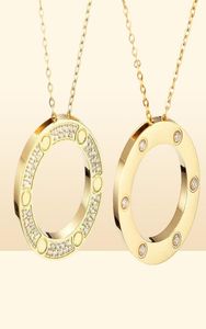 Pendanthalsband Ny stil Men039s och Women039S Pendant Halsband Fashion Designer Design Rostfritt stål Neckla MAN031025700