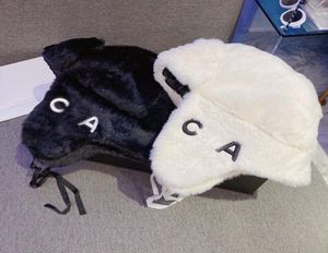 23SSブラックホワイト2colorファッションワイドブリム帽子男性女性ファーカシミア冬のウールバケツハット暖かい屋外レクリエーションCAP2349324
