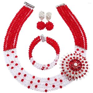 Halskette Ohrringe setzt hübsch rot und klar ab Kristallperle Afrikanischer Schmuck