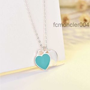 Designer Necklace Fashion Simple Oil Drip Enamel Red Blue Pink Tricolour Heart t Family Collarbone Chain Women's Jewellery Gift with Box MUZQ