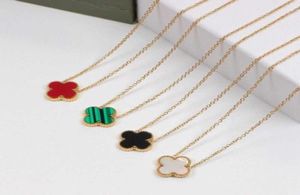 Womens Luxury Designer Necklace Fashion Flowers Fourleaf Clover Cleef Pendant Necklace 14K Gold Necklaces Jewelry link13087624