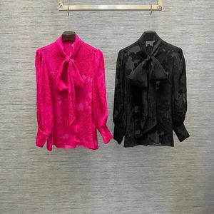 Camicette da donna Silk di alta qualità 2024 Spring Women Maniche a soffio Floral Jacquard Shirts Bow Collar Rosa Rosa Black