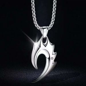 Wolf Teeth Titanium Steel Men's Necklace Fashion Accessories Advanced Design Sense Small Group Pendant Street mångsidig Hip Hop Punk Roch Rapper smycken Partihandel