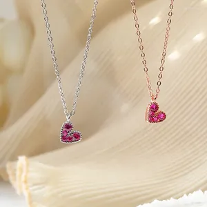 Naszyjniki wiszące mody mody Red Crystal Love Słuchaj urok Choker Naszyjnik dla dziewczynki Oświadczenie biżuterii ślub