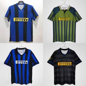 ヴィンテージジャージLukaku Football Jersey Retro Jersey Soccer Jerseys Inters Milans Maillot 1996 1999 1999 1999 Shirt Short-Sleeved2008 2009 Classic Tシャツ