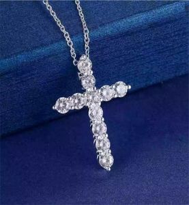 925 Sterling Silver Full Round Cut Cz Diamond Cross Part Party Populära kvinnor CLAVICLE NECKLACE Gift8487970